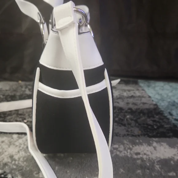 Juicy Couture Black and White Shoulder Bag with Badge Embellishments - Picture 3 of 5